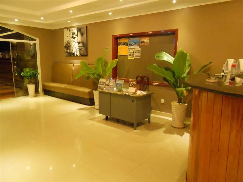 Nice Beach Hotel Sihanoukville 3*,