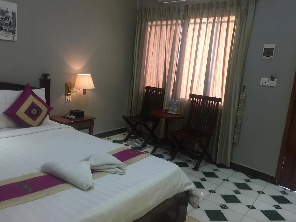 Nice Beach Hotel Sihanoukville